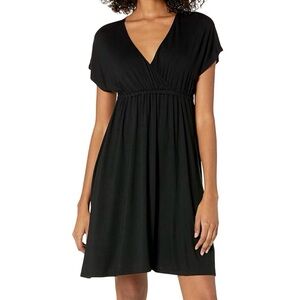 Amazon Basics Little Black Dress - medium